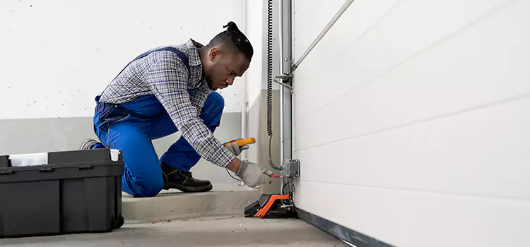 Expert Solutions for Every Garage Lock Need in Paradise, NL